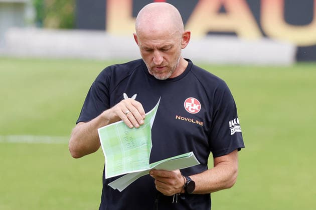 08.07.2026, xrekx, Fussball 2.Bundesliga, 1.FC Kaiserslautern - Training v.l. Torsten Lieberknecht Trainer (1.FC Kaiserslautern) (DFL DFB REGULATIONS PROHIBIT ANY USE OF PHOTOGRAPHS as IMAGE SEQUENCES and or QUASI-VIDEO) Kaiserslautern *** July 8, 2026, xrekx, Soccer 2. Bundesliga, 1 FC Kaiserslautern Training: Torsten Lieberknecht, Coach of 1 FC Kaiserslautern. DFL and DFB regulations prohibit any use of photographs as image sequences and or quasi-video. Kaiserslautern