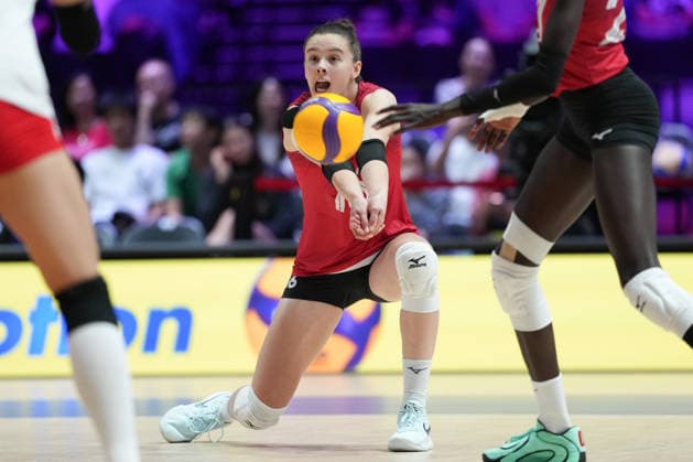 Volleyball Nations League Hong Kong 2026 - Day 1 Abagayle Guezen (No.16) from team Canada during the match between Canada and China at Volleyball Nations League Hong Kong 2026 on July 8, 2026 in Hong Kong. (Photo by Ellan Mad Nexpher Images) Hong Kong