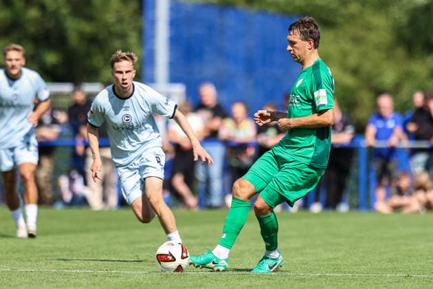 2026.07.08, xkwix, Fußball, Testspiel, DSC Arminia Bielefeld - FC Gütersloh, Trainingsgelände des DSC Arminia Bielefeld, Saison 2026 2027: Fynn Arkenberg (FC Gütersloh 33) DFB regulations prohibit any use of photographs as image sequences and or quasi-video. Photo: xKamilxWilkowskixPressefotoKochx Nordrhein-Westfalen Deutschland *** July 8, 2026, xkwix, soccer, exhibition match, DSC Arminia Bielefeld vs. FC Gütersloh, DSC Arminia Bielefeld training facility, 2026–2027 season: Fynn Arkenberg, FC Gütersloh 33. DFB regulations prohibit any use of photographs as image sequences and or quasi-video. Photo: xKamilxWilkowskixPressefotoKochx, North Rhine-Westphalia, Germany