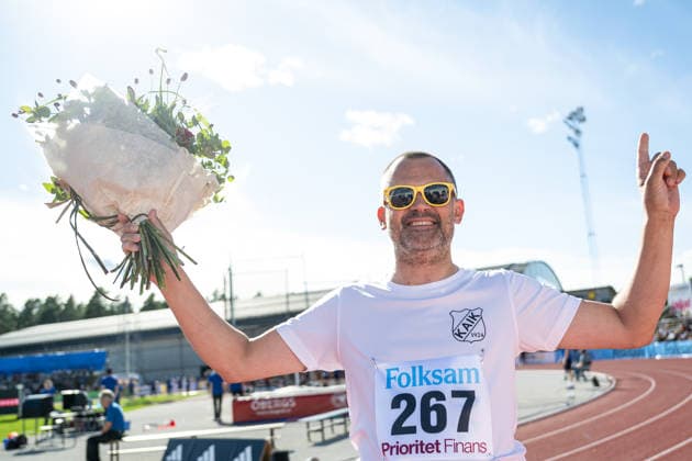 260708 Stefan Holm Kils AIK jublar efter vinst i Göta Challenge under friidrottstävlingen Folksam Grand Prix den 8 juli 2026 i Karlstad. *** July 8, 2026: Stefan Holm Kils of AIK celebrates after winning the Göta Challenge during the Folksam Grand Prix track and field meet on July 8, 2026, in Karlstad  Copyright: FREDRIKxKARLSSON BB260708FK015