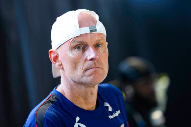 Fotball-VM 2026 Fort Lauderdale, Florida , USA 20260708. Norges landslagssjef Stale Solbakken under et pressetreff med Norges herrelandslag i fotball pa Inter Miami CF Stadium. Foto: Fredrik Varfjell NTB Fort Lauderdale, Florida USA EDITORIAL USE ONLY. RESTRICTED USE FOR BETTING COMPANIES Ref:_SPO4x5sWhUUFvM.jpg *** 2026 FIFA World Cup, Fort Lauderdale, Florida, USA 20260708 Norway’s national team coach Stale Solbakken during a press conference with the Norwegian men’s national soccer team at Inter Miami CF Stadium. Photo: Fredrik Varfjell, NTB, Fort Lauderdale, Florida, USA. EDITORIAL USE ONLY. RESTRICTED USE FOR BETTING COMPANIES.  Copyright: xFredrikxVarfjellx xNTBx