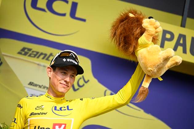 Tour de France 2026 Stage 5 PAU, FRANCE - JULY 08 : Traeen Torstein (NOR) of Uno-X Mobility pictured with the yellow jersey during the podium ceremony of stage 5 of the 113rd edition of Tour de France an UCI World Tour 2.UWT cycling road race stage for Men Elite of 158 km with start in Lannemezan and finish in Pau on July 8, 2026 in Pau, France, 08 07 2026 Pau France  Copyright: xTomasxSiskx