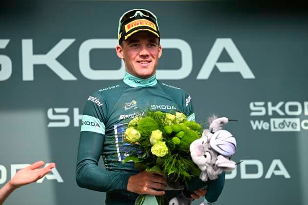 Tour de France 2026 Stage 5 PAU, FRANCE - JULY 08 : Pedersen Mads (DEN) of Lidl - Trek pictured with the green jersey during the podium ceremony of stage 5 of the 113rd edition of Tour de France an UCI World Tour 2.UWT cycling road race stage for Men Elite of 158 km with start in Lannemezan and finish in Pau on July 8, 2026 in Pau, France, 08 07 2026 Pau France  Copyright: xTomasxSiskx