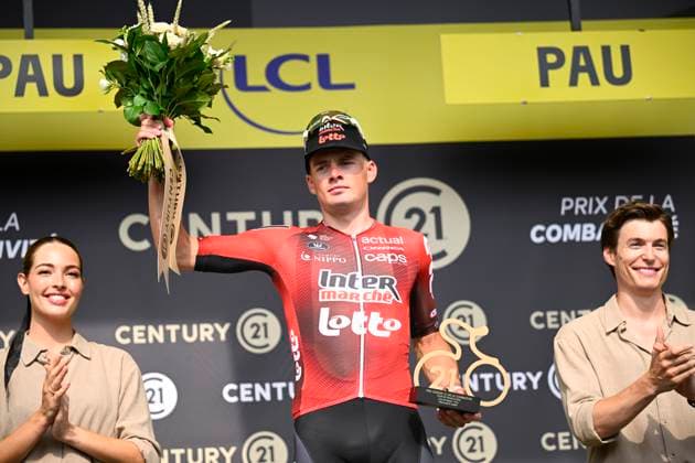 Tour de France 2026 Stage 5 PAU, FRANCE - JULY 08 : Veistroffer Baptiste (FRA) of Lotto - Intermarche pictured with the combativity prize during the podium ceremony of stage 5 of the 113rd edition of Tour de France an UCI World Tour 2.UWT cycling road race stage for Men Elite of 158 km with start in Lannemezan and finish in Pau on July 8, 2026 in Pau, France, 08 07 2026 Pau France  Copyright: xTomasxSiskx