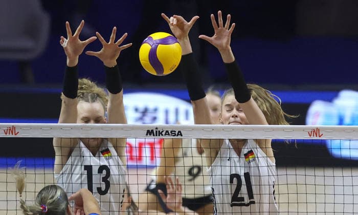 08.07.2026 Belgrade(Serbia) Czechia Czech Republic-Germany Nations League women s volleyball Emilia Weske(L),Camilla Weitzel(R) Germany :