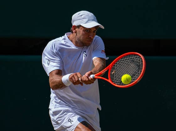 Tennis - Wimbledon Championship 2026 - Day 10 LONDON, ENGLAND - Wednesday, July 8, 2026: Flavio Cobolli (ITA) during the Gentlemen s Singles Quarter-Final match on Day Ten of The Championships Wimbledon 2026 at the All England Lawn Tennis and Croquet Club. (Photo by Kirsten Holst Propaganda) LONDON All England Lawn Tennis and Croq GREATER LONDON ENGLAND  Copyright: xKirstenxHolstx 2026-07-08-054-Wimbledon_Day_10