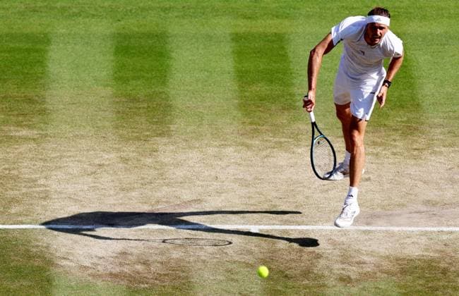 Alexander Zverev during his quarter final match. Wimbledon Tennis Championships, Day 10, The All England Lawn Tennis and Croquet Club, London, UK - 08 Jul 2026London The All England Lawn Tennis and United Kingdom  Copyright: xJamesxMarsh Shutterstockx 16978036gu