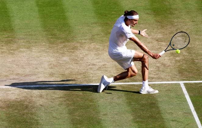 Alexander Zverev during his quarter final match. Wimbledon Tennis Championships, Day 10, The All England Lawn Tennis and Croquet Club, London, UK - 08 Jul 2026London The All England Lawn Tennis and United Kingdom  Copyright: xJamesxMarsh Shutterstockx 16978036go