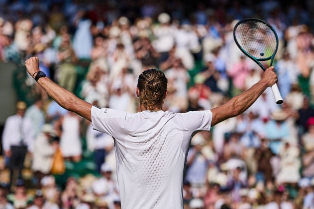 July 8, 2026, London, London, Great Britain: Alexander Zverev of Germany celebrates the win of the match during The Championships Wimbledon , 8.7.2026 in London (All England Lawn Tennis and Croquet Club), Great Britain Tennis 2026: Grand Slam: The Championships Wimbledon: 6th Day: 3rd Round: ZVEREV 6:4 6:4 6:2 FRITZ  - ZUMAs343 20260708_zsp_s343_092 Copyright: xMathiasxSchulzx