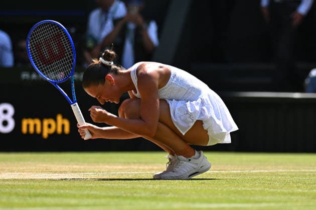 2026 Wimbledon - Marta Kostyuk Marta Kostyuk (UKR) during her quarter final round match at the 2026 Wimbledon Championships at the AELTC in London, GREAT BRITAIN, on JULY 8, 2026. Photo by Corinne Dubreuil ABACAPRESS.COM LONDON United Kingdom  Copyright: xDubreuilxCorinne ABACAx