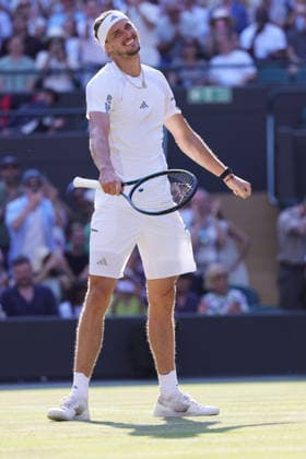 Alexander Zverev, GER, during quarterfinals of 2026 All England Lawn Tennis Championships at Wimbledon, mens singles, London, 08 07 2026; - *** Alexander Zverev, GER, during the quarterfinals of the 2026 All England Lawn Tennis Championships at Wimbledon, men s singles, London, July 8, 2026 