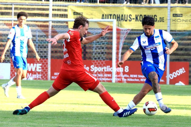 DEU, DFL, Testspiel, Lichtenberg 47 vs. Hertha BSC, 08.07.2026, Berlin, Berlin, DEU, DFL, Testspiel, Lichtenberg 47 vs. Hertha BSC, Jonas Schmidt (Lichtenberg47 21), Kevin Sessa (Hertha BSC Berlin 8) DFL - regulations prohibit any use of Photographs as image sequences and or quasi-video *** DEU, DFL, Friendly Match, Lichtenberg 47 vs. Hertha BSC, July 8, 2026, Berlin, Berlin, DEU, DFL, Friendly Match, Lichtenberg 47 vs. Hertha BSC, Jonas Schmidt (Lichtenberg 47) 21, Kevin Sessa (Hertha BSC Berlin) 8. DFL regulations prohibit any use of photographs as image sequences and or quasi-video. Nordphotox xEngler nph00076