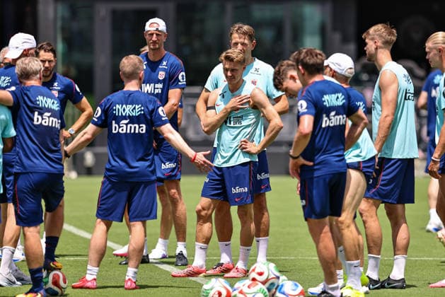 FT LAUDERDALE, FL - JULY 08: Martin Odegaard 10(C) of Norway of Norway attends a training session in preparation for a FIFA World Cup, WM, Weltmeisterschaft, Fussball 26 Quarter-Final game between Norway and England on July 8, 2026 at at the Inter Miami CF Stadium, Fort Lauderdale, Florida.(Photo by Chris Arjoon) SOCCER: JUL 08 FIFA World Cup 26 - Norway Training EDITORIAL USE ONLY Icon26070800000010
