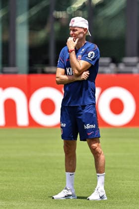 FT LAUDERDALE, FL - JULY 08: Stale Solbakken of Norway attends a training session in preparation for a FIFA World Cup, WM, Weltmeisterschaft, Fussball 26 Quarter-Final game between Norway and England on July 8, 2026 at at the Inter Miami CF Stadium, Fort Lauderdale, Florida.(Photo by Chris Arjoon) SOCCER: JUL 08 FIFA World Cup 26 - Norway Training EDITORIAL USE ONLY Icon26070800000023