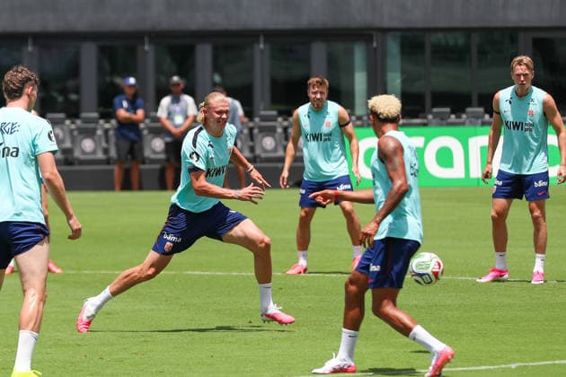 FT LAUDERDALE, FL - JULY 08: Erling Haaland 9 of Norway attends a training session in preparation for a FIFA World Cup, WM, Weltmeisterschaft, Fussball 26 Quarter-Final game between Norway and England on July 8, 2026 at at the Inter Miami CF Stadium, Fort Lauderdale, Florida.(Photo by Chris Arjoon) SOCCER: JUL 08 FIFA World Cup 26 - Norway Training EDITORIAL USE ONLY Icon26070800000027