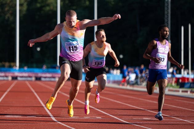 260708 Henrik Larsson IF Göta Karlstad deltar i herrarnas 200 meter under friidrottstävlingen Folksam Grand Prix den 8 juli 2026 i Karlstad. *** July 8, 2026: Henrik Larsson of IF Göta Karlstad will compete in the men’s 200-meter race at the Folksam Grand Prix track and field meet on July 8, 2026, in Karlstad  Copyright: FREDRIKxKARLSSON BB260708FK086