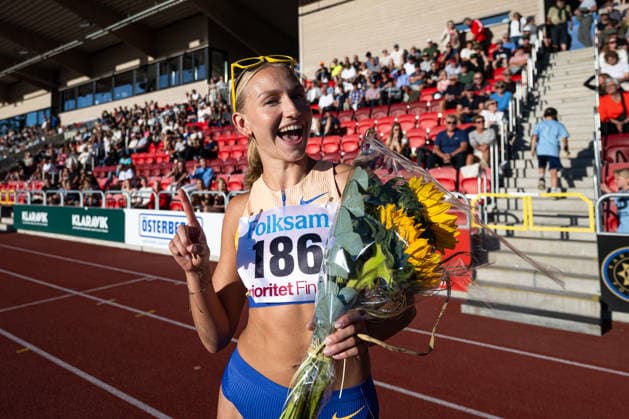 260708 Maja Askag Raby-Rekarne FIF jublar efter damernas längdhopp under friidrottstävlingen Folksam Grand Prix den 8 juli 2026 i Karlstad. *** July 8, 2026: Maja Askag Raby Rekarne of FIF celebrates after the women’s long jump at the Folksam Grand Prix track and field meet on July 8, 2026, in Karlstad  Copyright: FREDRIKxKARLSSON BB260708FK090