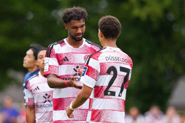08.07.2026, xydrx, Fußball, Testspiel, SC St. Tönis - Fortuna Düsseldorf, Saison 2026 2027, YAYLA-Sportpark: Torjubel nach dem Tor zum 1:0 für Fortuna Düsseldorf durch Torschütze Elias Egouli (Fortuna Düsseldorf, 44) zusammen mit Jordi Paulina (Fortuna Düsseldorf, 27) DFB regulations prohibit any use of photographs as image sequences and or quasi-video. *** July 8, 2026, xydrx, soccer, friendly match, SC St. Tönis vs. Fortuna Düsseldorf, 2026–2027 season, YAYLA Sportpark: Cheers after Fortuna Düsseldorf’s 1–0 goal scored by Elias Egouli (Fortuna Düsseldorf, 44), alongside Jordi Paulina (Fortuna Düsseldorf, 27). DFB regulations prohibit any use of photographs as image sequences and or quasi-video. Copyright: HMBxMedia YannisxDreimann