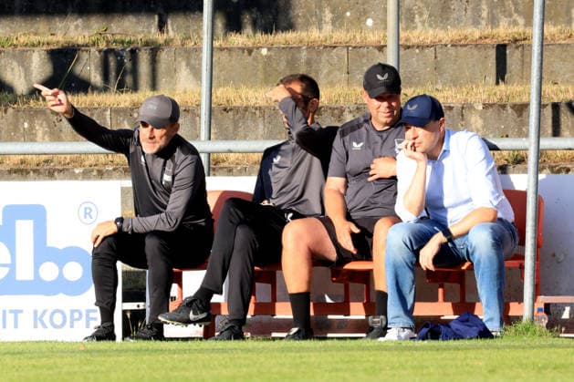 DEU, DFL, Testspiel, Lichtenberg 47 vs. Hertha BSC, 08.07.2026, Berlin, Berlin, DEU, DFL, Testspiel, Lichtenberg 47 vs. Hertha BSC, Hertha-Trainerbank, Hertha-Trainerbank, Cheftrainer Stefan Leitl (Hertha BSC Berlin) hvt , Torwarttrainer Andreas Menger (Hertha BSC Berlin), Benjamin Weber (Sportdirektor, Hertha BSC Berlin) DFL - regulations prohibit any use of Photographs as image sequences and or quasi-video *** DEU, DFL, Friendly Match, Lichtenberg 47 vs. Hertha BSC, July 8, 2026, Berlin, Berlin, DEU, DFL, Friendly Match, Lichtenberg 47 vs. Hertha BSC, Hertha Bench, Hertha Bench, Head Coach Stefan Leitl, Hertha BSC Berlin, Goalkeeper Coach Andreas Menger, Hertha BSC Berlin, Benjamin Weber, sporting director, Hertha BSC Berlin. DFL regulations prohibit any use of photographs as image sequences and or quasi-video. Nordphotox xEngler nph00076
