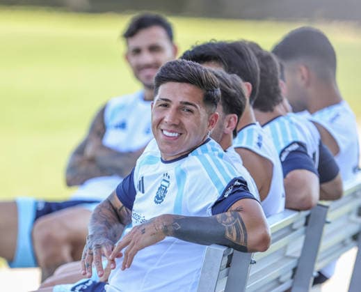 JULY 8, 2026: Argentina midfielder Enzo Fernandez (24) looks on during practice ahead of their match against Switzerland at Compass Minerals National Performance Center in Kansas City, KS. CSM FIFA World Cup, WM, Weltmeisterschaft, Fussball 2026: Argentina JUL 8th  - ZUMAc04_ 20260708_zma_c04_011 Copyright: xRomanxPunox