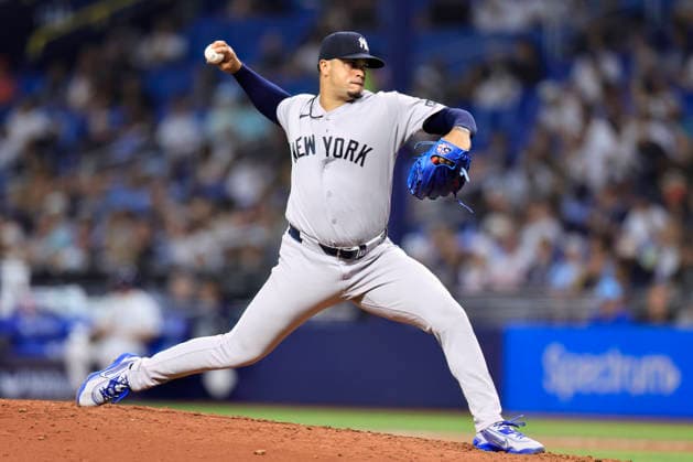 July 8, 2026, St. Petersburg, Florida, USA: New York Yankees pitcher Fernando Cruz (63) delivers a pitch during an MLB, Baseball Herren, USA game against the Tampa Bay Rays on July 8, 2026 at Tropicana Field. The Rays beat the Yankees 3-0. MLB 2026: Tampa Bay Rays 3 : 0 New York Yankees  - ZUMAh180 20260708_zsp_h180_012 Copyright: xKimxHukarix