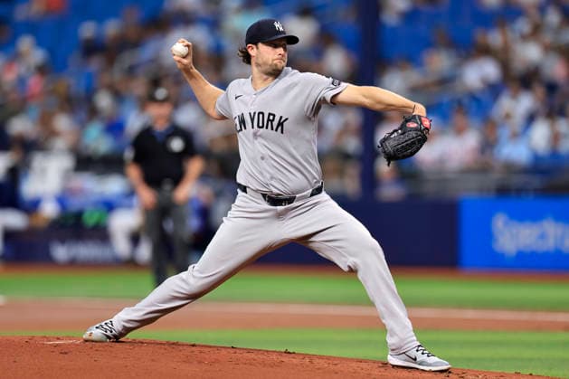 July 8, 2026, St. Petersburg, Florida, USA: New York Yankees starting pitcher Gerrit Cole (45) delivers a pitch during an MLB, Baseball Herren, USA game against the Tampa Bay Rays on July 8, 2026 at Tropicana Field. The Rays beat the Yankees 3-0. MLB 2026: Tampa Bay Rays 3 : 0 New York Yankees  - ZUMAh180 20260708_zsp_h180_027 Copyright: xKimxHukarix