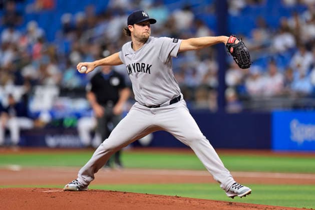 July 8, 2026, St. Petersburg, Florida, USA: New York Yankees starting pitcher Gerrit Cole (45) delivers a pitch during an MLB, Baseball Herren, USA game against the Tampa Bay Rays on July 8, 2026 at Tropicana Field. The Rays beat the Yankees 3-0. MLB 2026: Tampa Bay Rays 3 : 0 New York Yankees  - ZUMAh180 20260708_zsp_h180_060 Copyright: xKimxHukarix