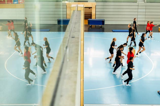 08.07.2026, GER, Handball, Frauen, Saison 2026 2027, Alsco 1.Bl, Thueringer HC Trainingseinheit Saisonvorbereitung Start in die Saisonvorbereitung mit einem Hallentraining in der Heimhalle Heimspielstätte mit einen traditionellen Spiel des Thüringer HC, organisiert durch das Trainerduo. 99947 Bad Langensalza Salza Halle Sporthalle Mehrz Thüringen Deutschland *** July 8, 2026, GER, Handball, Women, 2026–2027 Season, Alsco 1 Bl, Thuringer HC Training Session: Start of Season Preparation with an indoor training session at the home arena, the home venue for a traditional Thuringer HC match, organized by the coaching duo in 99947 Bad Langensalza, Salza Hall, Mehrz Sports Hall, Thuringia, Germany