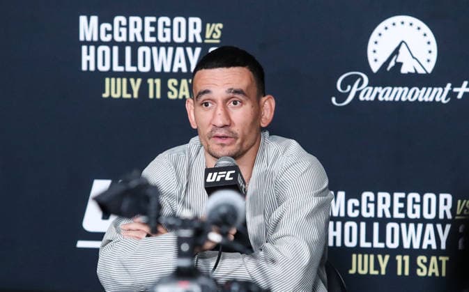 UFC 329 press conference, PK, Pressekonferenz T-Mobile Arena, Las Vegas, Nevada, United States 8 7 2026 Max Holloway Max Holloway 8 7 2026  Copyright: xTomxHoganx-xHoganphotos.comx916x947x8354xtomhoganphotos@gmail.comx McgregorHollowayMediaDay_Hoganphotos16021