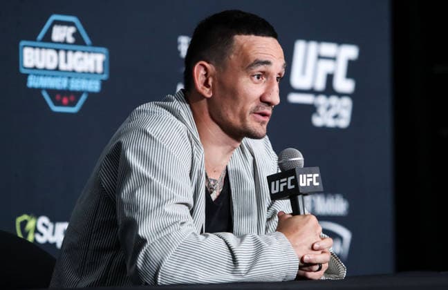 UFC 329 press conference, PK, Pressekonferenz T-Mobile Arena, Las Vegas, Nevada, United States 8 7 2026 Max Holloway Max Holloway 8 7 2026  Copyright: xTomxHoganx-xHoganphotos.comx916x947x8354xtomhoganphotos@gmail.comx McgregorHollowayMediaDay_Hoganphotos16026