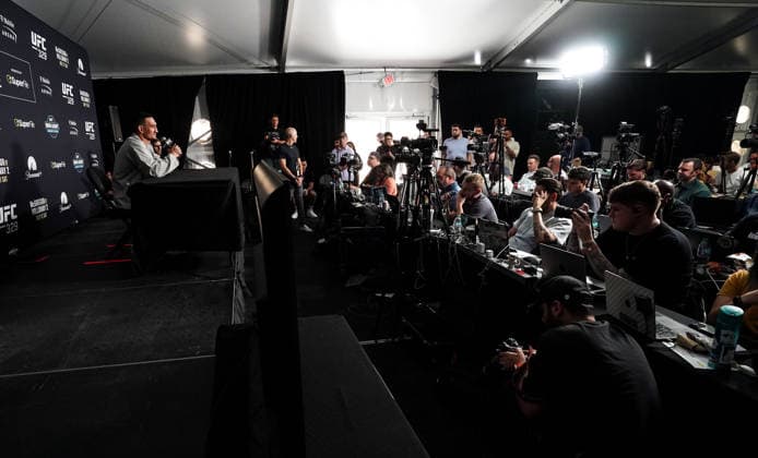 UFC 329 press conference, PK, Pressekonferenz T-Mobile Arena, Las Vegas, Nevada, United States 8 7 2026 Conor McGregor Conor McGregor 8 7 2026  Copyright: xTomxHoganx-xHoganphotos.comx916x947x8354xtomhoganphotos@gmail.comx McgregorHollowayMediaDay_Hoganphotos16036