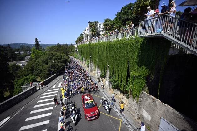 The pack of riders pictured in action during stage 6 of the 2026 Tour de France cycling race, a stage of 186 km from Pau to Gavarnie-Gedre, on Thursday 09 July 2026. The 113th edition of the Tour de France starts on Saturday 4 July in Barcelona, Spain, and will finish in Paris, France on the 26th of July. TOMAS SISK TomasxSisk  x180772289x