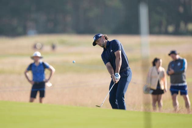 NORTH BERWICK, SCOTLAND - JULY 9: Marco Penge chips to the 11th green during Round 1 of the Genesis Scottish Open at the Renaissance Club, North Berwick on July 9, 2026 in North Berwick, Scotland Genesis Scottish Open Round 1