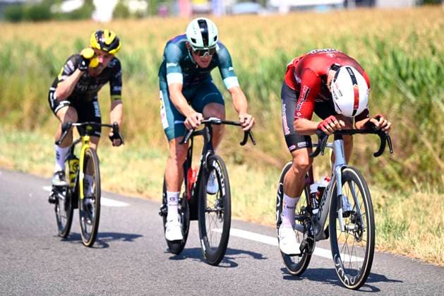 Tour de France 2026 Stage 6 GAVARNIE-CEDRE, FRANCE - JULY 09 : Pedersen Mads (DEN) of Lidl - Trek, Artz Huub (NED) of Lotto - Intermarche and Campenaerts Victor (BEL) of Team Visma Lease a Bike during stage 6 of the 113rd edition of Tour de France an UCI World Tour 2.UWT cycling road race stage for Men Elite of 186 km with start in Pau and finish in Gavarnie-Cedre on July 9, 2026 in Gavarnie-Cedre, France, 09 07 2026 ( Motordriver Kurt Vandenborre - Gavarnie-Cedre France  Copyright: xTomasxSiskx