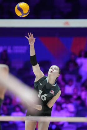 RECORD DATE NOT STATED Volleyball Nations League Hong Kong 2026 - Day 2 Abagayle Guezen (No.16) from team Canada during the match between Canada and Belgium at Volleyball Nations League Hong Kong 2026 on July 9, 2026 in Hong Kong. (Photo by Ellan Mad Nexpher Images) Hong Kong