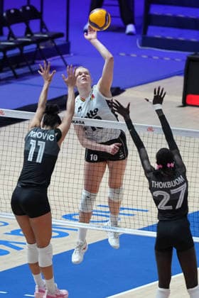 RECORD DATE NOT STATED Volleyball Nations League Hong Kong 2026 - Day 2 Courtney Baker (No.10) from team Belgium during the match between Canada and Belgium at Volleyball Nations League Hong Kong 2026 on July 9, 2026 in Hong Kong. (Photo by Ellan Mad Nexpher Images) Hong Kong