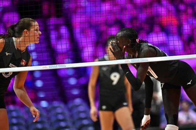 RECORD DATE NOT STATED HONG KONG-SPORTS Volleyball Nations League Hong Kong Nyadholi Thokbuom (No.27) and Kiera Van Ryk (No.3) from team Canada during the match between Canada and Belgium at Volleyball Nations League Hong Kong 2026 in Hong Kong, July 9, 2026.NEXPHER Kobe Li Hong Kong