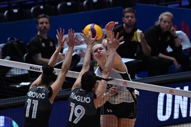 RECORD DATE NOT STATED HONG KONG-SPORTS Volleyball Nations League Hong Kong Pauline Martin (No.10) from team Belgium during the match between Canada and Belgium at Volleyball Nations League Hong Kong 2026 in Hong Kong, July 9, 2026.NEXPHER Kobe Li Hong Kong