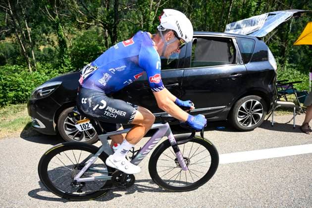 Tour de France 2026 Stage 6 GAVARNIE-CEDRE, FRANCE - JULY 09 : Debruyne Ramses (BEL) of Alpecin - Premier Tech during stage 6 of the 113rd edition of Tour de France an UCI World Tour 2.UWT cycling road race stage for Men Elite of 186 km with start in Pau and finish in Gavarnie-Cedre on July 9, 2026 in Gavarnie-Cedre, France, 09 07 2026 ( Motordriver Kurt Vandenborre - Gavarnie-Cedre France  Copyright: xTomasxSiskx