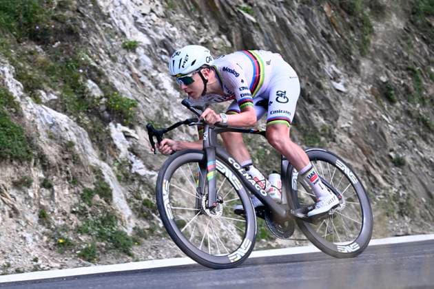 Tour de France 2026 Stage 6 GAVARNIE-CEDRE, FRANCE - JULY 09 : Pogacar Tadej (SLO) of UAE Team Emirates - XRG during stage 6 of the 113rd edition of Tour de France an UCI World Tour 2.UWT cycling road race stage for Men Elite of 186 km with start in Pau and finish in Gavarnie-Cedre on July 9, 2026 in Gavarnie-Cedre, France, 09 07 2026 ( Motordriver Kurt Vandenborre - Gavarnie-Cedre France  Copyright: xTomasxSiskx