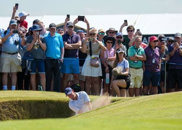 Rory McIlroy of Northern Ireland plays out of a green side bunker on the 9th hole. Genesis Scottish Open, Golf, The Renaissance Club, North Berwick, Scotland, UK - 09 Jul 2026North Berwick The Renaissance Club Scotland United Kingdom  Copyright: xShutterstockx 16984080z
