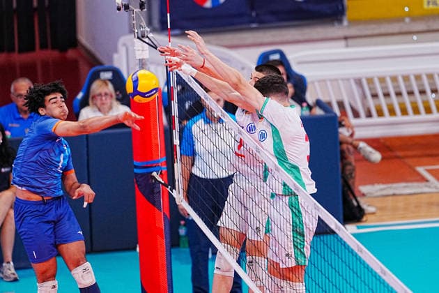 IPA86537837 - Netherlands vs. Bulgaria during the CEV U18 European Volleyball Championship, July 9, 2026, in Cisterna during the U18 European Volleyball Championship—Netherlands vs. Bulgaria, CEV Eurovolley Men s match in Cisterna, Italy, July 9, 2026  Copyright: xLuigixMariani IPAxSportx xx 86537837