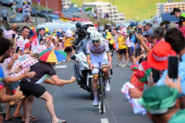 Slovenian Tadej Pogacar of UAE Team Emirates XRG pictured in action during stage 6 of the 2026 Tour de France cycling race, a stage of 186 km from Pau to Gavarnie-Gedre, on Thursday 09 July 2026. The 113th edition of the Tour de France starts on Saturday 4 July in Barcelona, Spain, and will finish in Paris, France on the 26th of July. POOLxBERNARDxPAPON  x180787121x