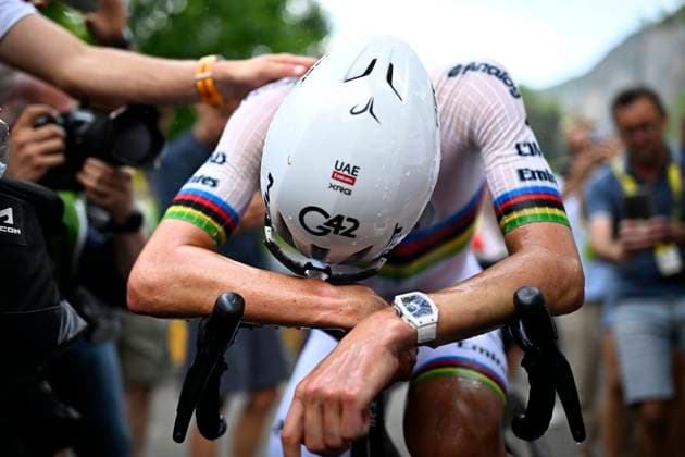 Tour de France 2026 Stage 6 GAVARNIE-CEDRE, FRANCE - JULY 09 : Pogacar Tadej (SLO) of UAE Team Emirates - XRG celebrates the victory after stage 6 of the 113rd edition of Tour de France an UCI World Tour 2.UWT cycling road race stage for Men Elite of 186 km with start in Pau and finish in Gavarnie-Cedre on July 9, 2026 in Gavarnie-Cedre, France, 09 07 2026 ( Motordriver Kurt Vandenborre - Gavarnie-Cedre France  Copyright: xJasperxJacobsx