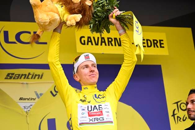Tour de France 2026 Stage 6 GAVARNIE-CEDRE, FRANCE - JULY 09 : Pogacar Tadej (SLO) of UAE Team Emirates - XRG pictured with the yellow jersey during the podium ceremony of stage 6 of the 113rd edition of Tour de France an UCI World Tour 2.UWT cycling road race stage for Men Elite of 186 km with start in Pau and finish in Gavarnie-Cedre on July 9, 2026 in Gavarnie-Cedre, France, 09 07 2026 Gavarnie-Cedre France  Copyright: xTomasxSiskx