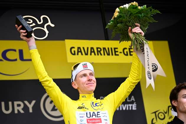 Tour de France 2026 Stage 6 GAVARNIE-CEDRE, FRANCE - JULY 09 : Pogacar Tadej (SLO) of UAE Team Emirates - XRG pictured with the yellow jersey during the podium ceremony of stage 6 of the 113rd edition of Tour de France an UCI World Tour 2.UWT cycling road race stage for Men Elite of 186 km with start in Pau and finish in Gavarnie-Cedre on July 9, 2026 in Gavarnie-Cedre, France, 09 07 2026 Gavarnie-Cedre France  Copyright: xTomasxSiskx