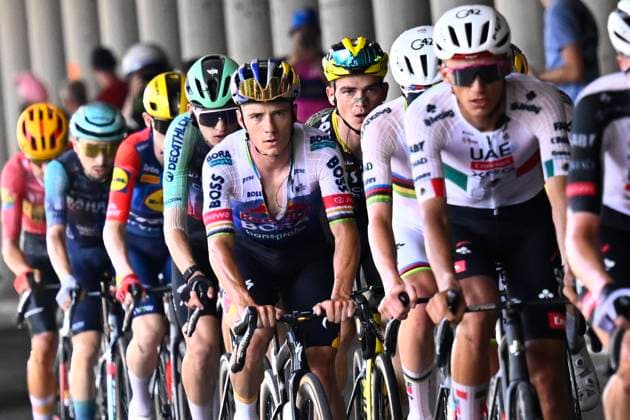 Tour de France 2026 Stage 6 GAVARNIE-CEDRE, FRANCE - JULY 09 : Evenepoel Remco (BEL) of Red Bull - BORA - Hansgrohe during stage 6 of the 113rd edition of Tour de France an UCI World Tour 2.UWT cycling road race stage for Men Elite of 186 km with start in Pau and finish in Gavarnie-Cedre on July 9, 2026 in Gavarnie-Cedre, France, 09 07 2026 ( Motordriver Kurt Vandenborre - Gavarnie-Cedre France  Copyright: xTomasxSiskx