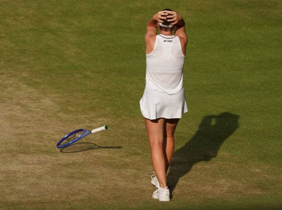 Tennis - 2026 Wimbledon Championships - Day Eleven (Week Two) - All England Lawn Tennis & Croquet Club, London - Thursday 8th July 2026 Centre Court : Ladies Singles Semi Final : Marta Kostyuk (UKR) v Linda Noskova (CZE) Linda Noskova (CZE) wins match point COLORSPORT ANDREW COWIE 