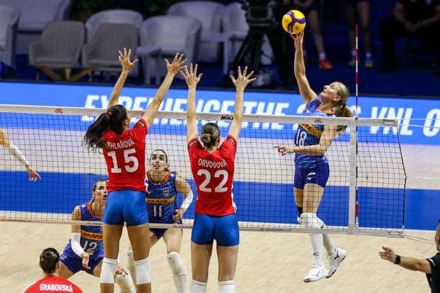 Czech Republic v Netherlands - Women s Volleyball Nations League BELGRADE, SERBIA - JULY 9: Jasper (18) of Netherlands in action against Jehlarova (15) and of Czech Republic during the 2026 FIVB Volleyball Women s Nations League match between the Czech Republic and Netherlands in Belgrade, Serbia, on July 9, 2026. Filip Stevanovic Anadolu Belgrade Serbia. Editorial use only. Please get in touch for any other usage.  Copyright: x2026xAnadoluxFilipxStevanovicx