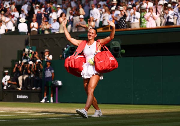 Wimbledon Championships 2026, Saturday Practice, AELTC Wimbledon, London, UK - 09 07 2026 Marta Kostyuk (UKR) leaves Centre Court following her defeat to Linda Noskova (CZE) in the Semi Final of the 2026 Wimbledon Championships at the AELTC London London AELTC Wimbledon London GBR, UK NEWSPAPERS OUT Copyright: xMarkxGreenwoodx